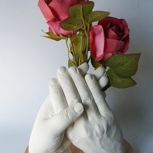 cadou miri mulaj maini